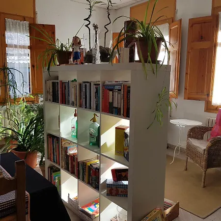 Fonda Naval 招待所 4*