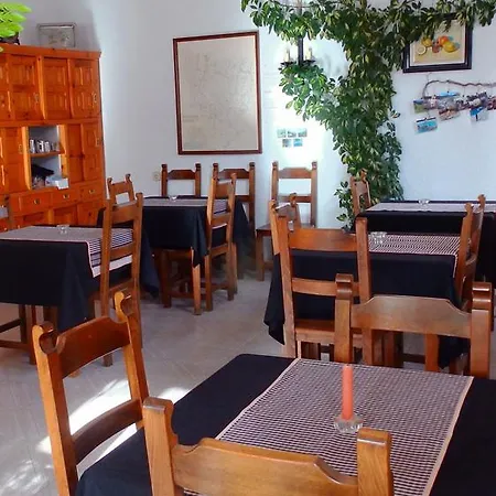 招待所 Fonda Naval 4*