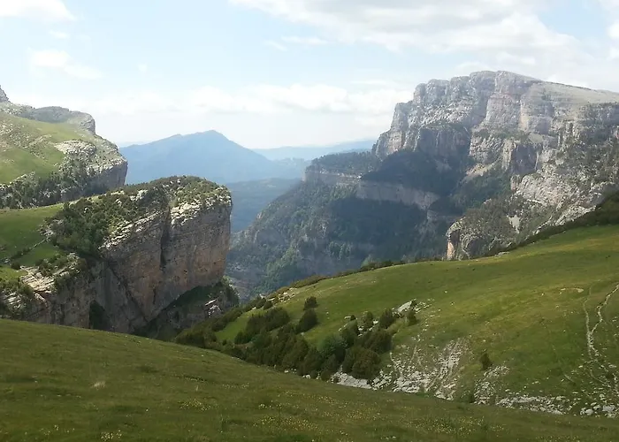 Fonda Naval Pensión Escalona